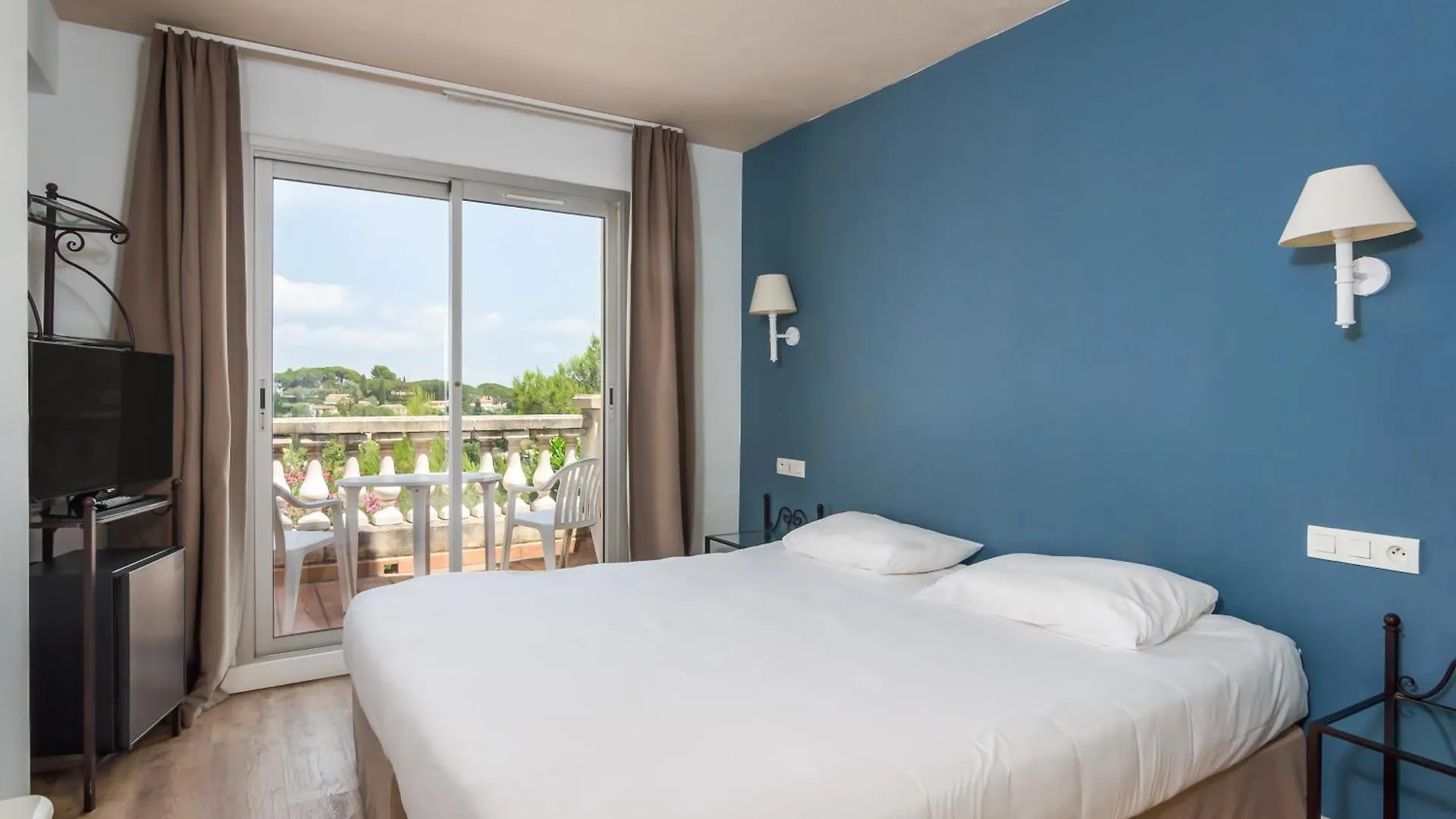 Castel 'Provence Hotel Mouans-Sartoux 3*,  France