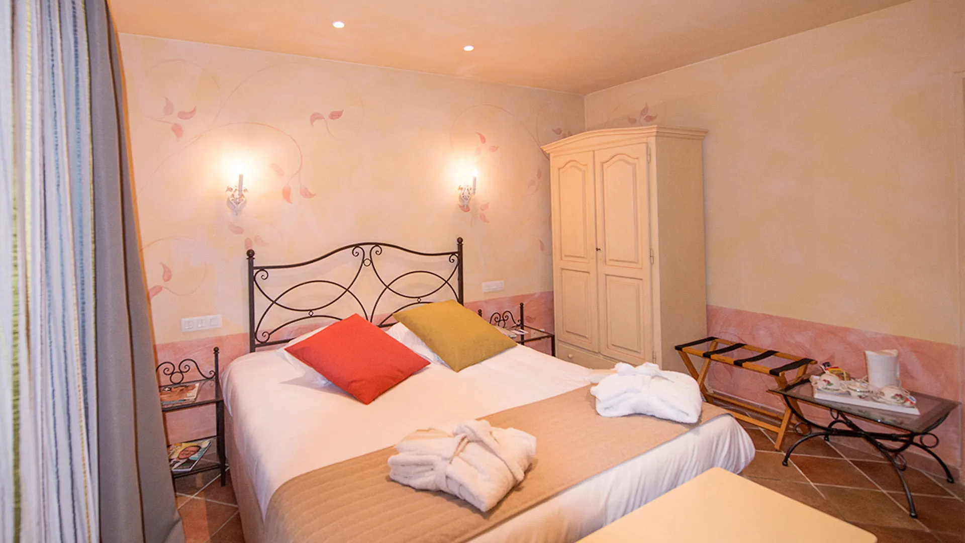 Castel 'Provence Hotel Mouans-Sartoux France