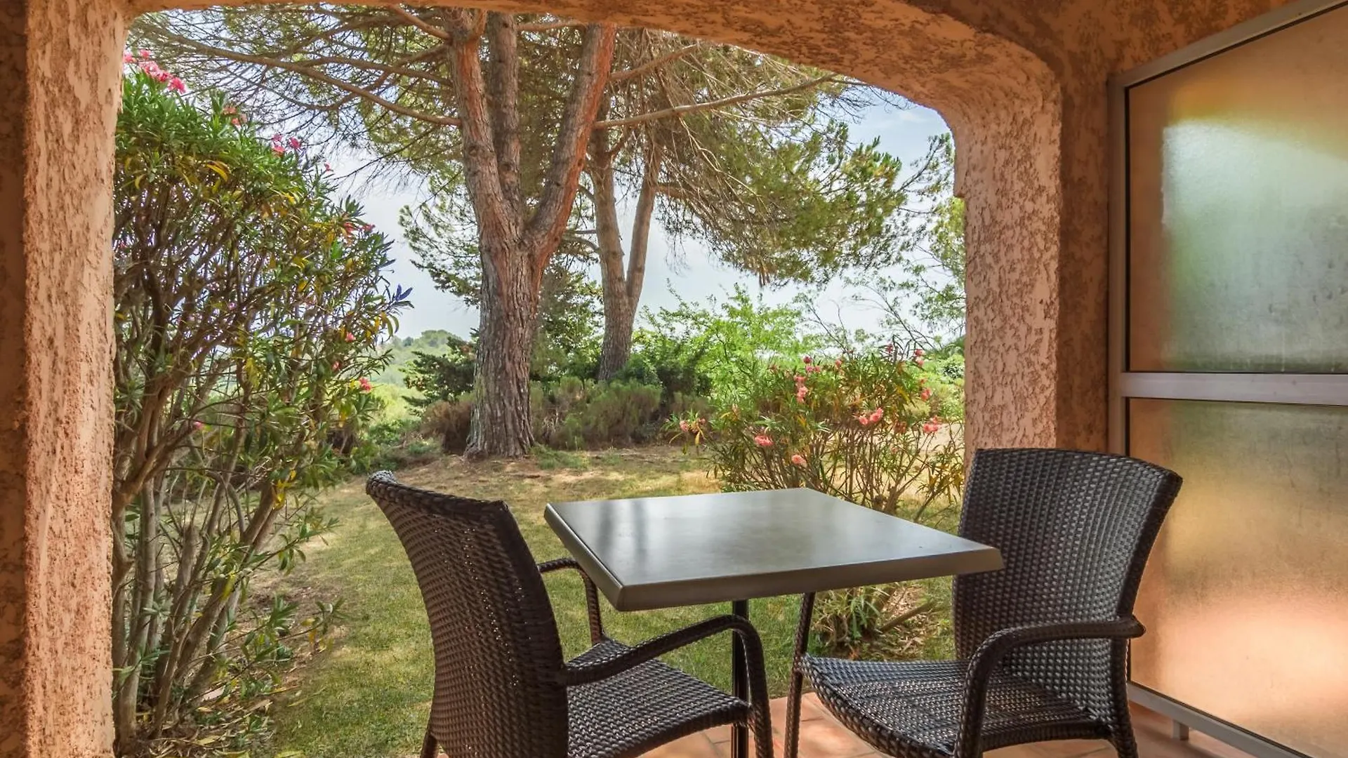 Hotel Castel 'Provence Mouans-Sartoux